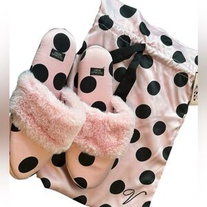 Victoria’s Secret pink black polkadotted slide on house slippers shoes size 6
